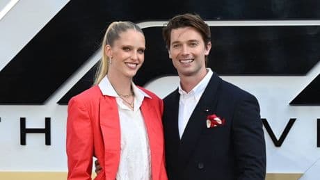 "The White Lotus"-Star Patrick Schwarzenegger: Idyllische Hochzeit mit seiner Abby