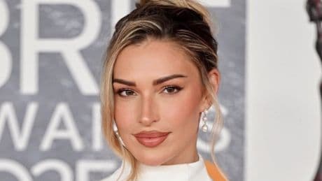 Zara McDermott's new 'recession' bronde hair is spring's top money-saving colour trend