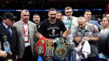 Oleksandr Usyk told to retire immediately for one major reason