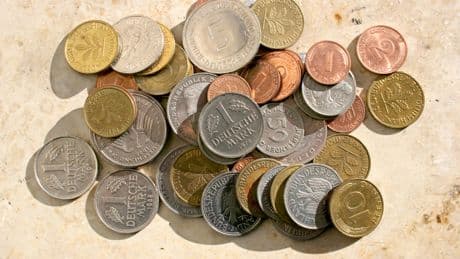 Versteckter Schatz: Diese D-Mark-Münzen bringen heute richtig viel Geld