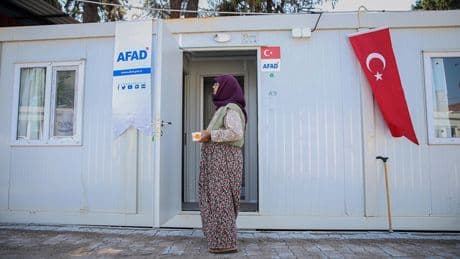 Balıkesir'de depremin yaraları sarılıyor... AFAD: 175 konteyner kurulumu tamamlandı