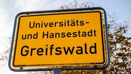 Notfälle: Mann flieht aus Klinik und begeht mehrere Straftaten