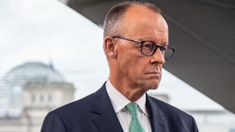 Krieg in der Ukraine: Merz: EU nicht für Militäreinsatz in Ukraine zuständig