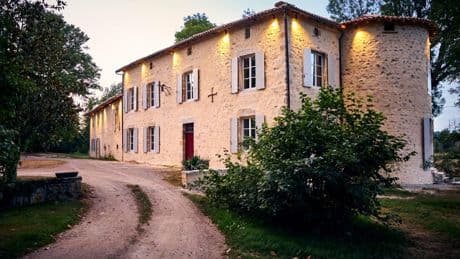 «L’endroit a gardé son âme» : bienvenue dans la maison de Maria Casarès