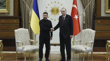 Ukraine-Liveblog: Selenskyj und Putin nehmen an Verhandlungen in der Türkei nicht teil