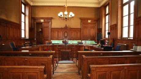 Agressions sexuelles sur des bébés à Montreuil : l’infirmière et son ex-compagnon maintenus sous contrôle judiciaire