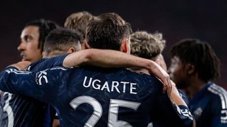 Manchester United, final kapısını ardına kadar araladı