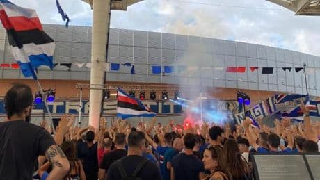 Sampdoria, la festa dei tifosi tra senso di appartenenza e accuse alla società