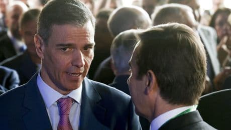 BBVA y Sabadell calibran su respuesta a la insólita consulta sin precedente legal lanzada por el Gobierno sobre la OPA