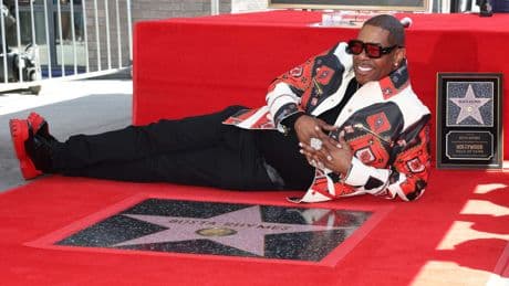 Rapper Busta Rhymes emotioneel vanwege tegel op Hollywood Walk of Fame