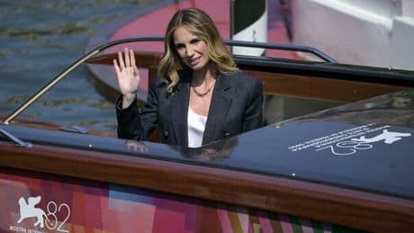 Venezia 2025, domani al via la Mostra del Cinema: il programma, i film in concorso, le star sul red carpet e la giuria. La guida completa