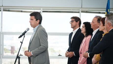 La brecha entre el PP y la patronal se agranda: los populares creen que se alinea con el Gobierno