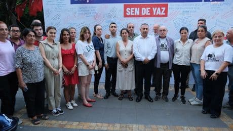 Tutuklu belediye başkanları için başlatılan “Adalet Nöbeti”ne Geçer de katıldı