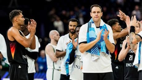 Co-Kapitän fällt aus - Verletzungs-Schock für deutsche Basketballer