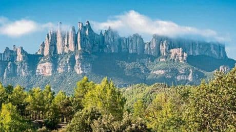 Un chico de 17 años, en muerte cerebral tras caer de unos seis metros de altura en una casa rural de Mura