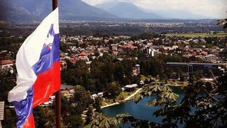 Son dakika... Slovenya, İsrail'le silah ticaretini tamamen durdurdu
