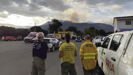 Los vecinos que se resisten a abandonar casas ponen en riesgo sus vidas y las de otros