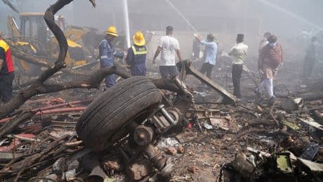 Sube a 279 el número de fallecidos en el accidente del avión Boeing de Air India