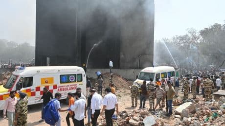 Hindistan’da uçak kazası: 242 yolcudan 2 kişi sağ kurtuldu: Kurtulan Vishwash olayı anlattı