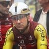 VIDEO. Tour de France 2025 : les excuses et la vive émotion de Bryan Coquard après son implication dans la chute de Jasper Philipsen, qui a abandonné