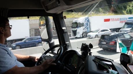 Verkehrschaos: Mit dem Kopf durch den Berg
