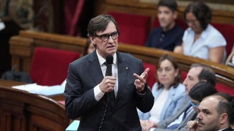 Illa asegura estar “centrado en Catalunya” pese al caso Cerdán