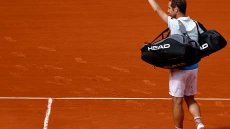 Richard Gasquet prend sa retraite à Roland-Garros : « Je ne peux pas rêver mieux que de m’arrêter sur ce court incroyable »