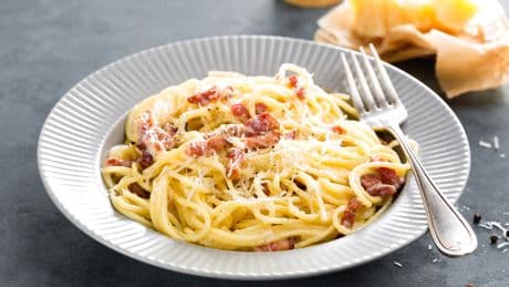 Una experta en protocolo explica la forma de comer espaguetis: &quot;Podría ser un crimen culinario&quot;