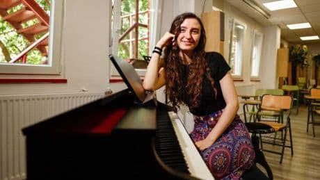 Mariana, la joven que solo necesitaba un 5 para estudiar piano y sacó la nota más alta posible en la Selectividad