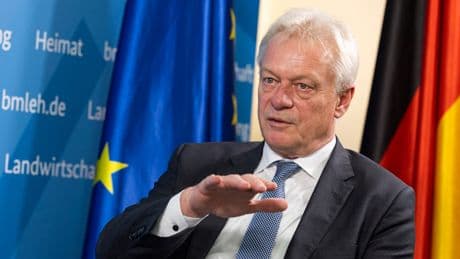 Agrarminister Rainer im BILD-Interview - Ich schreibe niemandem vor, was er zu essen hat