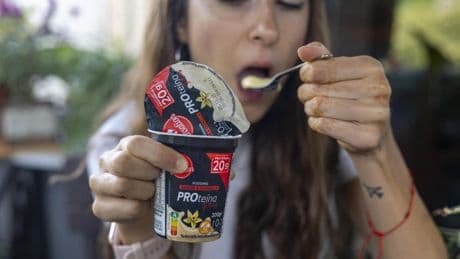 Alerta ante la obsesión por alimentos 'high protein': “El cuerpo no los necesita”