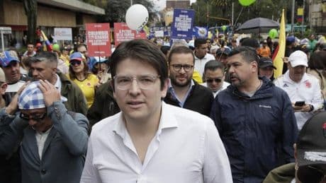 Tirotean al precandidato a la presidencia de Colombia Miguel Uribe Turbay