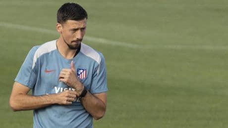 Lenglet: “Hay un grupo bastante fuerte, van a llegar cosas positivas”
