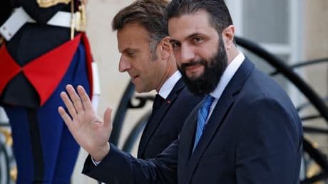 "Honte", "lourde erreur"... La visite du président syrien en France critiquée par la droite et l'extrême droite