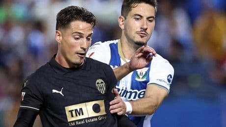 Sergi Canós estalla: "Jamás he faltado al respeto ni he hablado mal de nuestro entrenador"
