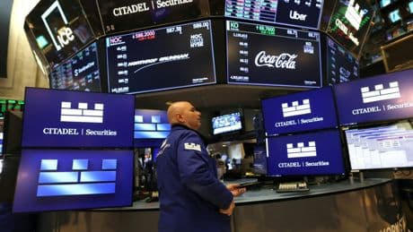 Wall Street recule, notamment à cause des inquiétudes sur les droits de douane