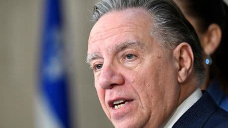 Quebec willing to listen to pipeline proposals, premier says