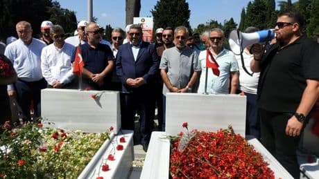 HAK-İŞ, 15 Temmuz şehitlerini  dualarla andı
