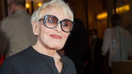 Mort de Nicole Croisille, artiste singulière et voix d’« Un homme et une femme »