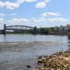 Niedrigwasser wegen Klimawandel : Umweltverband BUND hält Elbe als Güterverkehrsweg kaum mehr für nutzbar