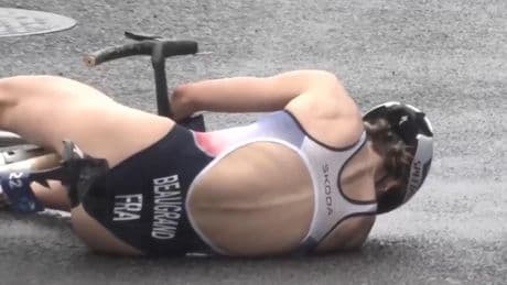 Triathlon: la championne olympique Cassandre Beaugrand chute pour sa rentrée à Yokohama