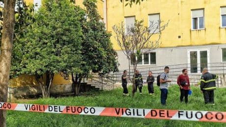 Occhi gonfi e irritazione dopo i giochi in giardino, alle scuole Riboli di Lavagna soccorse due bimbe