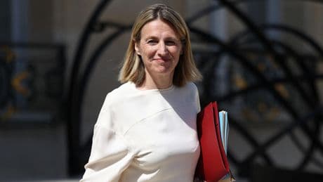 Budget 2026: le gouvernement mise sur le travail pour produire plus