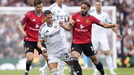 Manchester United deplasmanda 1 puana razı oldu