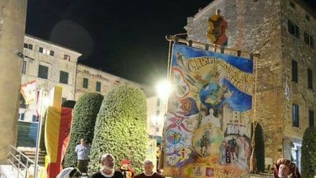 Ferragosto nei borghi italiani, dalla Toscana all'Abruzzo: 5 feste curiose e tradizionali da non perdere