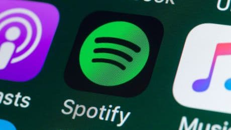 Spotify löscht Hunderte Fake-Podcasts von Arzneimittel-Dealern