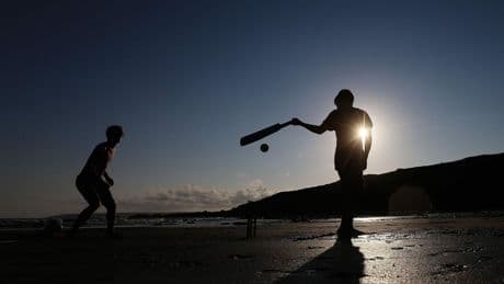 Finance experts suggest ways to teach children good money habits over the summer