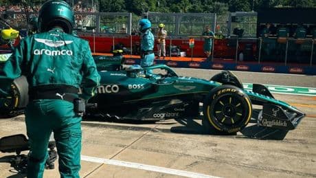 ¿Por qué la estrategia de Aston Martin no beneficia a Alonso?