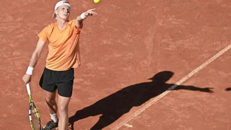 Brutale Jesper de Jong na opleving in eerste set niet opgewassen tegen Jannik Sinner in Rome