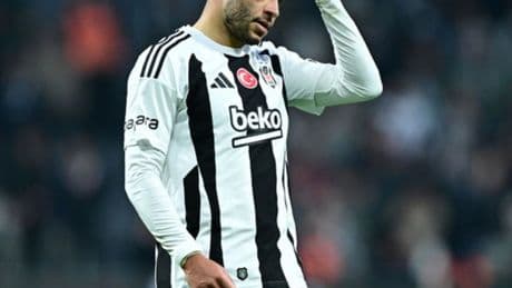 Chamberlain sağ bek, Svensson stoper